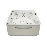 Private Spa - Advance 70 - Ocean Dreams AstralPool - 1